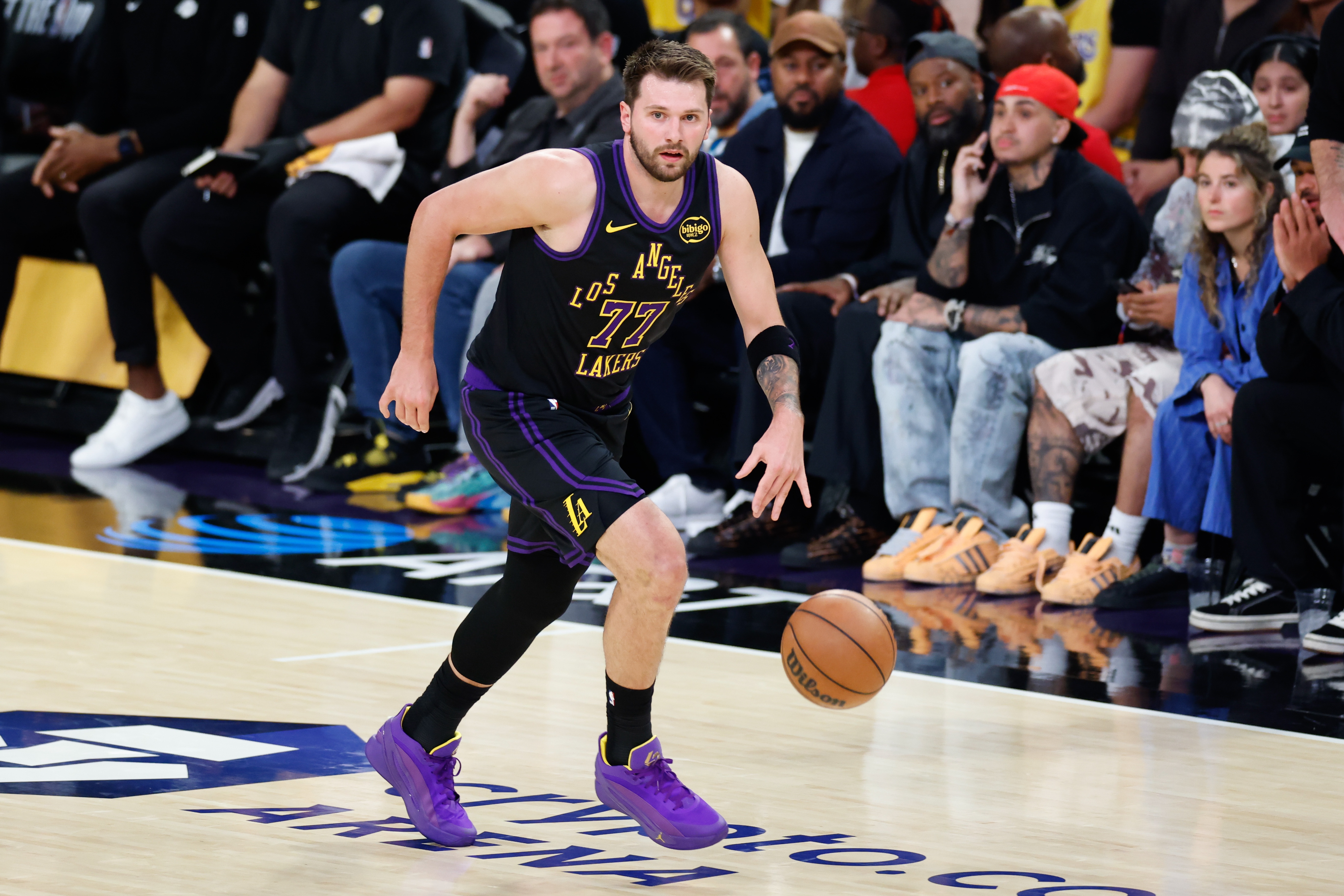 九游体育网页版-东契奇成为本赛季第13位单场50+球员 约基奇2次&amp;掘金3人均为最多